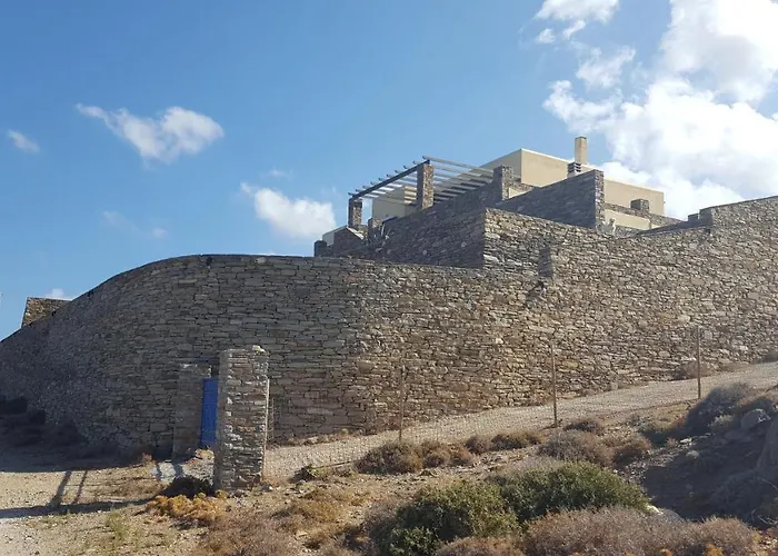 μπαλκονι στο αιγαιο * Makrotándalon